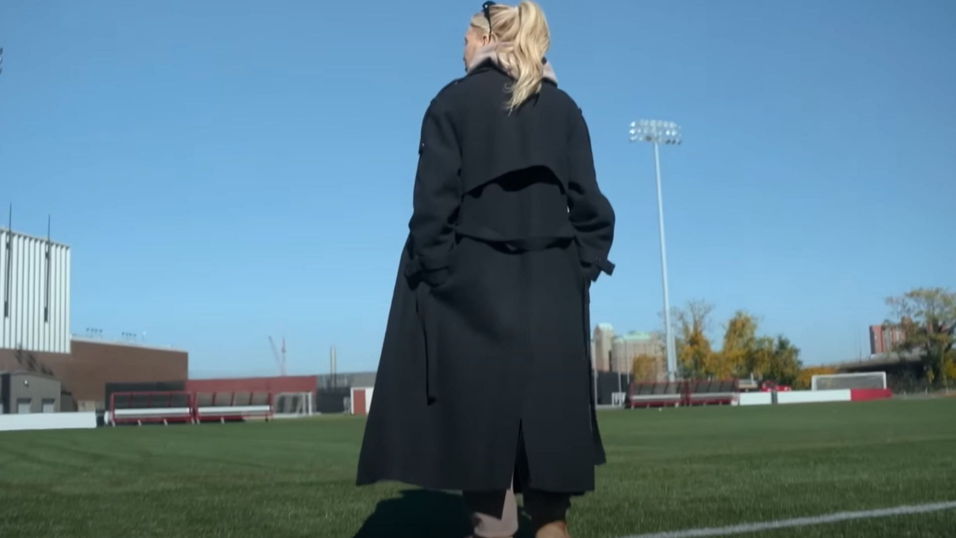 Alex returned to her alma mater (Image via YouTube/Hulu)
